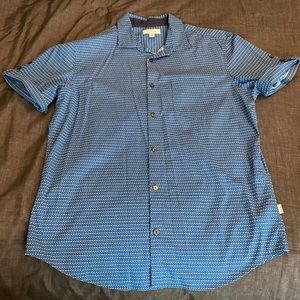 Men’s Calvin Klein Button Down Shirt (short sleeve)